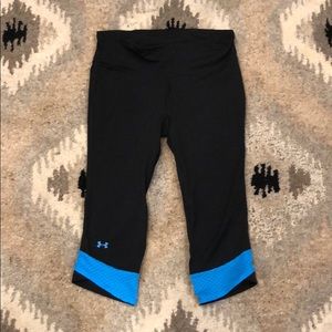 Under Armour Black/Blue Capri Leggings